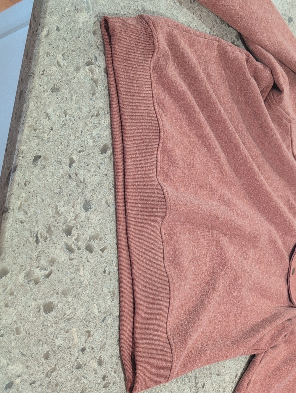 Patagonia Henley Sweatshirt Pullover in Dusty Rose - Picture 6 of 7